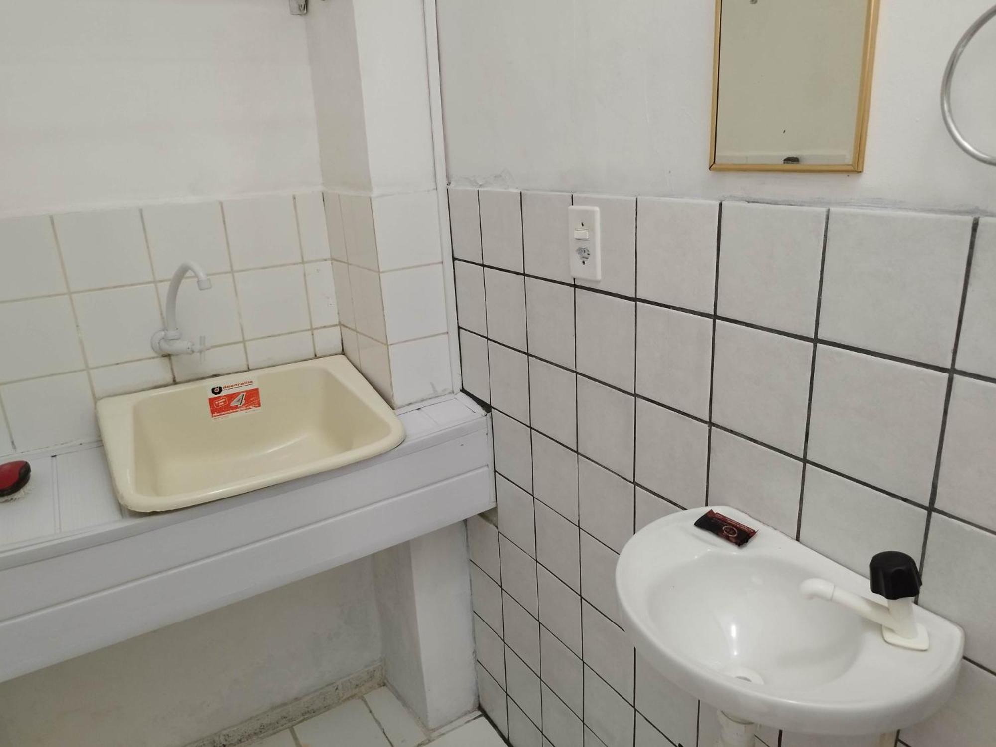 Apto 3 Completo Ar Cond Fogão Geladeira Etc Todo Seu Exatamente no Centro de Vila Velha Não divide com ninguém Sem escadas Centro Praia da Costa Esterno foto