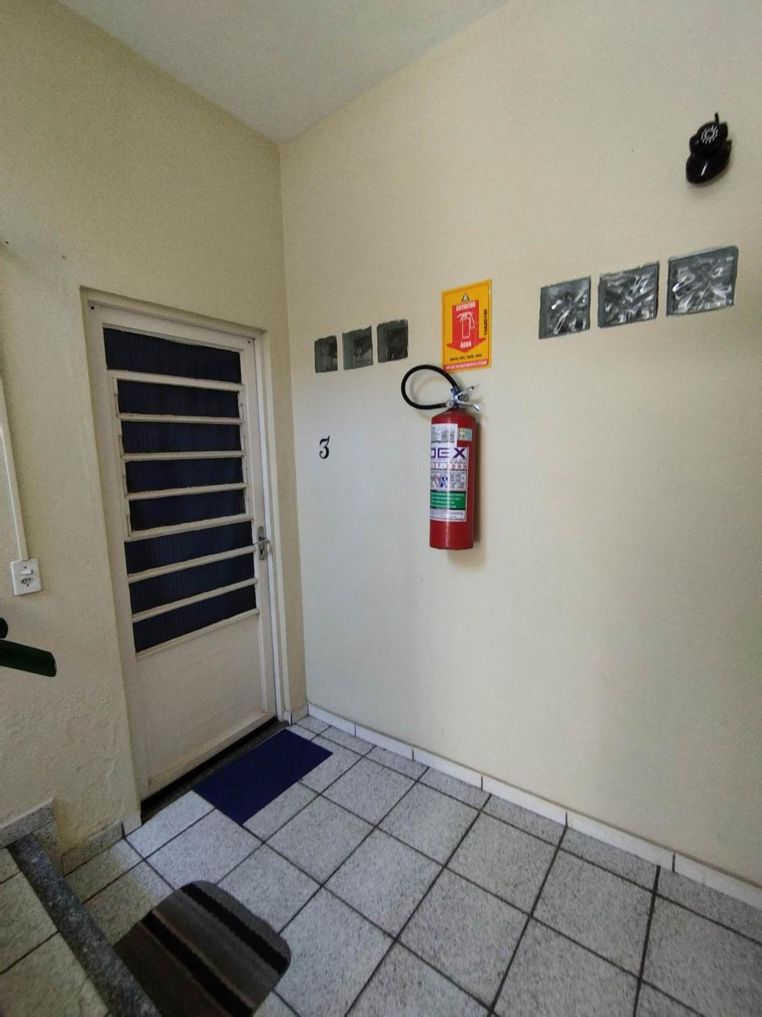 Apto 3 Completo Ar Cond Fogão Geladeira Etc Todo Seu Exatamente no Centro de Vila Velha Não divide com ninguém Sem escadas Centro Praia da Costa Esterno foto